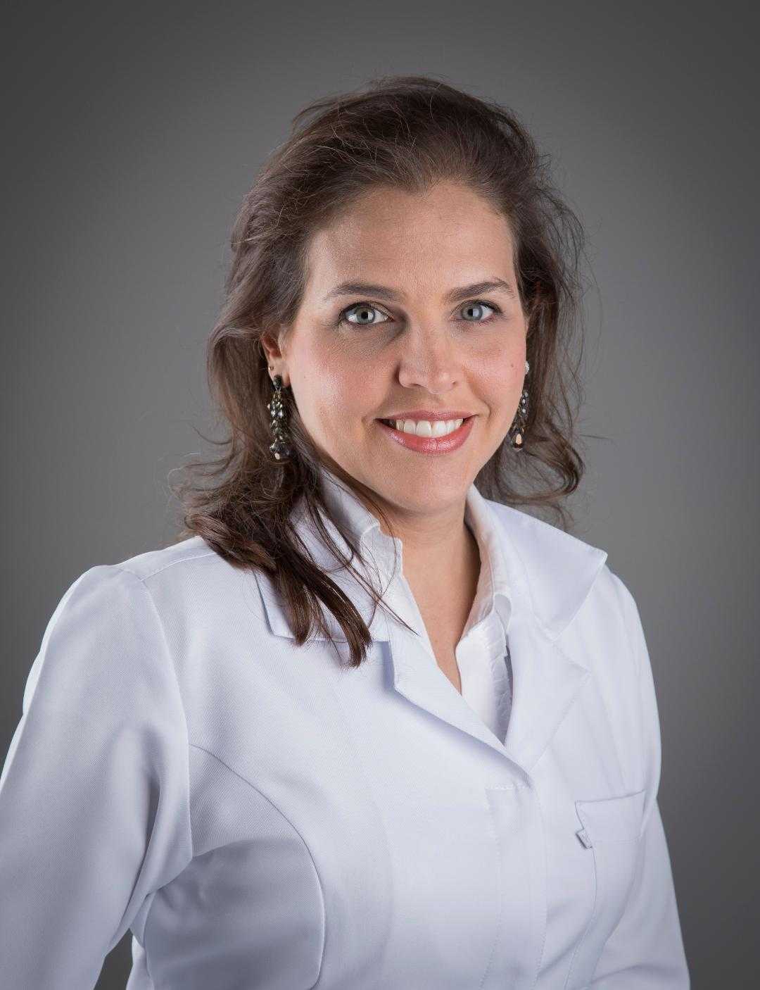 Dra Giselle Cabral Da Costa